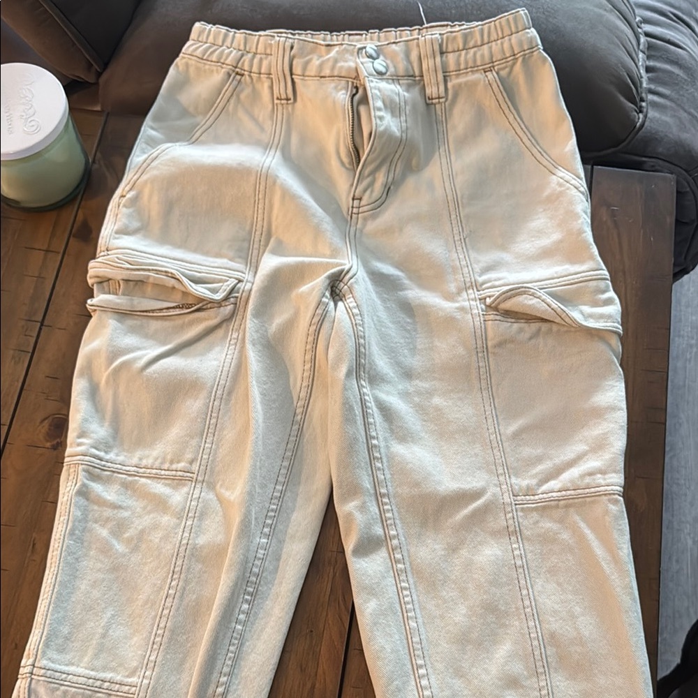 PacSun Light Tan Cargo Pants